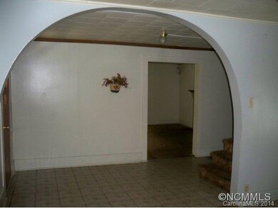 Large Foyer Area