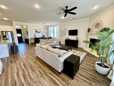 8136 Woods Ln, North Richland Hills, TX 76182 - photo 5