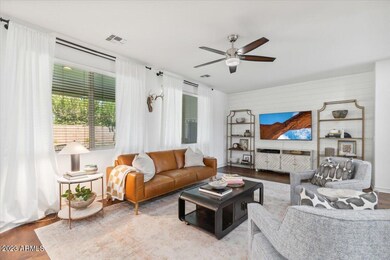 Gorgeous Great Room!
