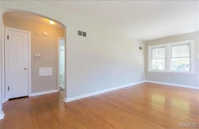 8820 Bridgeport Ave, Saint Louis, MO 63144 - photo 4