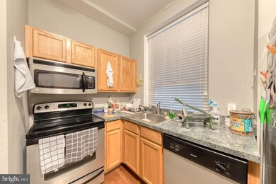222 W Monument St unit 201, Baltimore, MD 21201 - photo 5