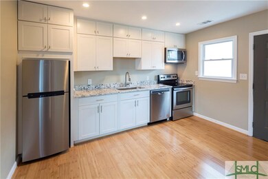 118 W 41st St, Savannah, GA 31401 - photo 7