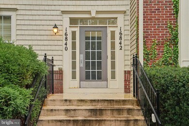 16842 Nuttal Oak Place unit 17, Woodbridge, VA 22191 - photo 2