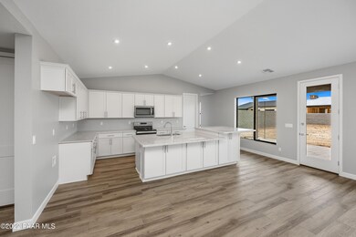 005_Kitchen