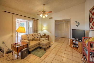 586 Familyroom