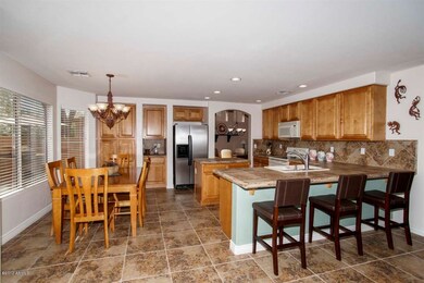 Kitchen/Breakfast Area
