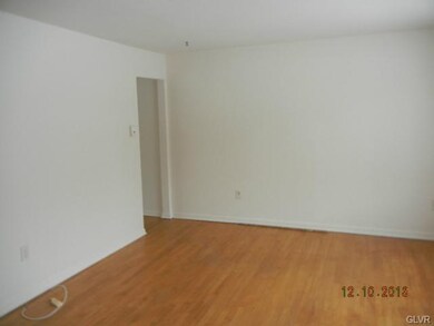 3117 Vermont St, Easton, PA 18045 - photo 2