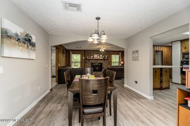 Dining.family.kitchen