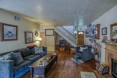 28450 Evergreen Ln, Santa Clarita, CA 91390 - photo 5