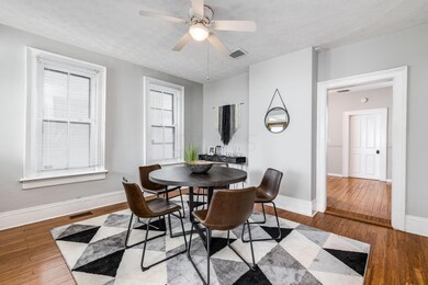 2022-03-29 1097 Summit St 15