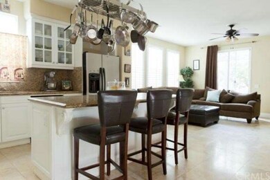 Incredible island kitchen with stainless steel app