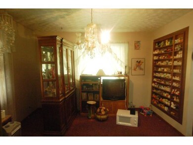 1818 Robert St, Columbus, OH 43224 - photo 4