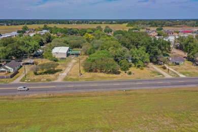 1419 Farm To Market Road 1301, Wharton, TX 77488 - photo 3