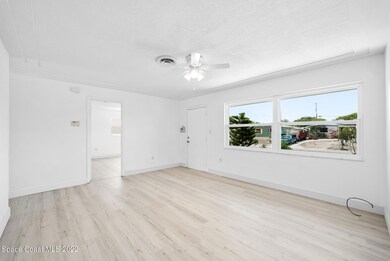 2465 Sadler Ln, Melbourne, FL 32935 - photo 4