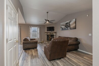 130 Pickett Ridge Ct, Kirbyville, MO 65679 - photo 5