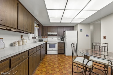 36 S Cherry Rd, Lake Hopatcong, NJ 07849 - photo 6