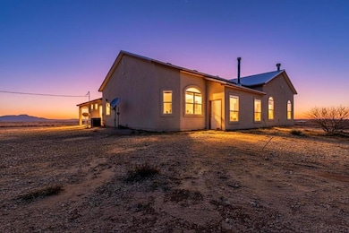 41 Pino Rd, Veguita, NM 87062 - photo 2