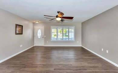 18021 N 99th Dr, Sun City, AZ 85373 - photo 2