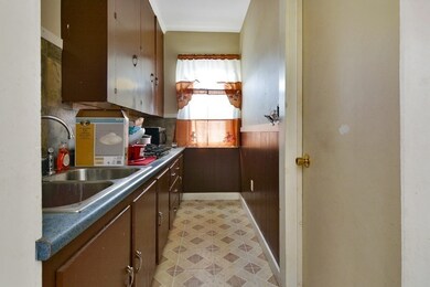 32 Dracut St unit 34, Lawrence, MA 01843 - photo 7