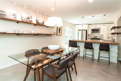 3121 SW 30th St, Des Moines, IA 50321 - photo 5