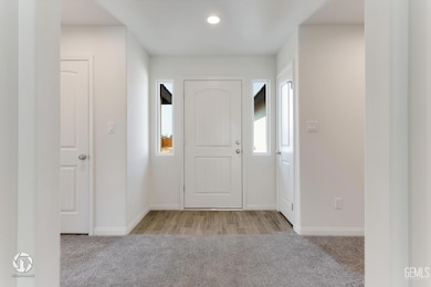 707 Sammy Way, Shafter, CA 93263 - photo 3