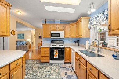 5 Stonegate Ln, Hampstead, NH 03841 - photo 6