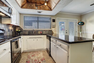 3812 Laura Leigh Dr, Friendswood, TX 77546 - photo 3