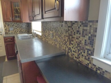 73 Bessbrook St, Feeding Hills, MA 01030 - photo 5