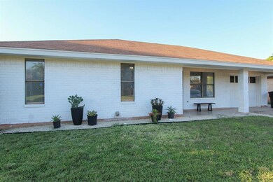 4002 Chris Dr, Abilene, TX 79606 - photo 2