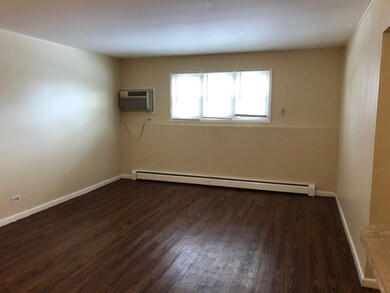 108 Drew Ln unit 2, Waukegan, IL 60085 - photo 2