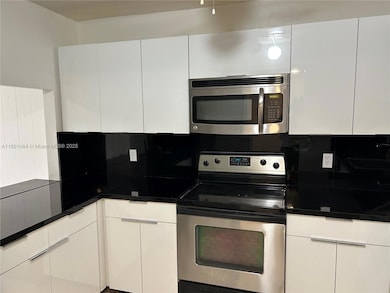 9430 Live Oak Place unit 404, Davie, FL 33324 - photo 2