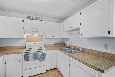 6231 Rolling Fork Kitchen