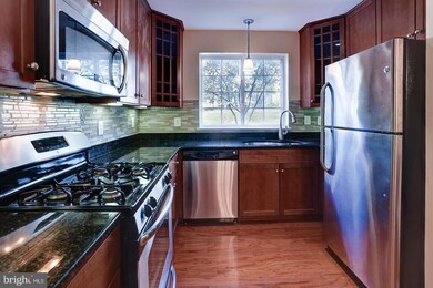 4119 S Four Mile Run Dr unit 201, Arlington, VA 22204 - photo 3