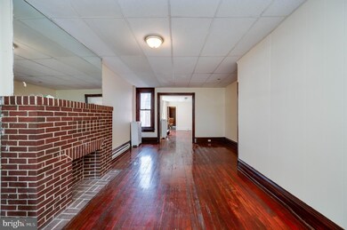 1032 N 5th St, Reading, PA 19601 - photo 6