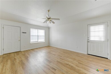 605 Bermuda unit A, Copperas Cove, TX 76522 - photo 3