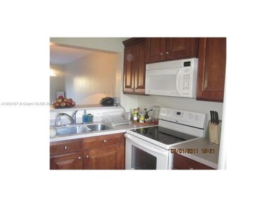 8368 SW 152nd Ave unit 45, Miami, FL 33193 - photo 6