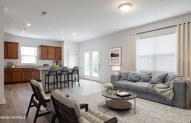 1077 High Tide St SE unit 30, Bolivia, NC 28422 - photo 6