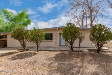 2057 W Wetmore Rd, Tucson, AZ 85705 - photo 2