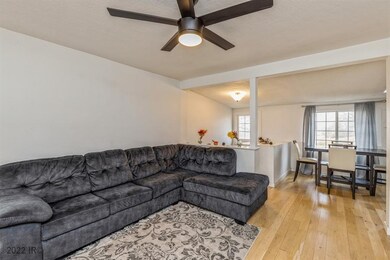 230 E Creston Ave, Des Moines, IA 50315 - photo 2