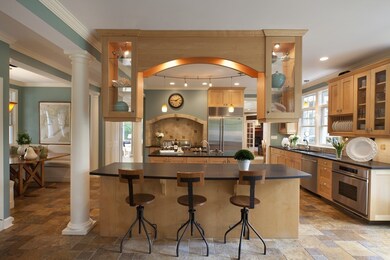 7 Fremont St, South Dartmouth, MA 02748 - photo 5