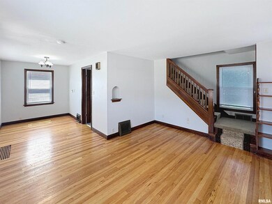 2240 25th St, Rock Island, IL 61201 - photo 4