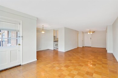 225 St Pauls Ave unit 12J, Jersey City, NJ 07306 - photo 4