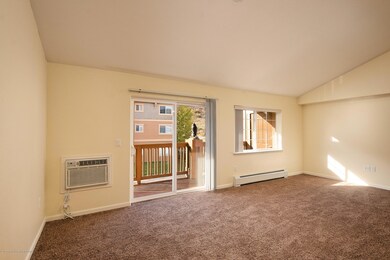 511RiverviewDr#1408_DASH008