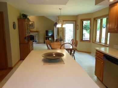 938 Peregrine Trail, Oregon, WI 53575 - photo 7