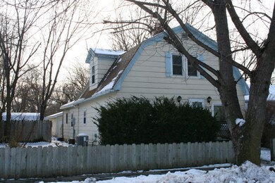 1117 E 2nd Ave, Mitchell, SD 57301 - photo 2