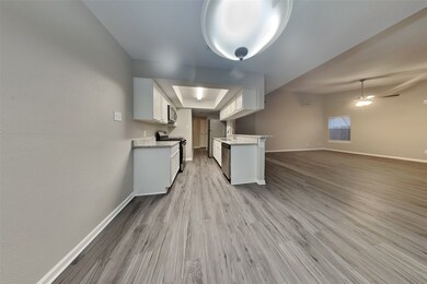 31 S White Pebble Ct, Spring, TX 77380 - photo 6