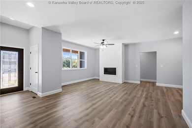 4 Armor Ln, Ona, WV 25545 - photo 5