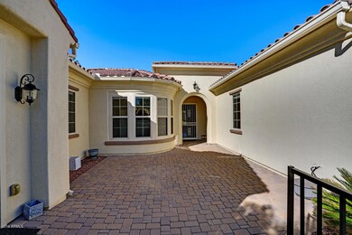 Yovin-13640-West-Sola-Drive-31 (20)