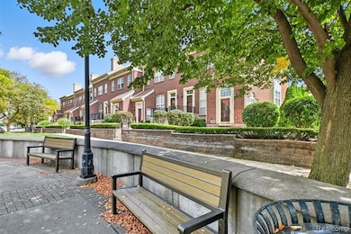 2842 Van Alstyne St unit 14, Wyandotte, MI 48192 - photo 3