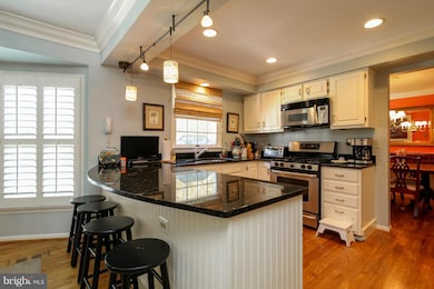 11615 Silvermaple Ct, Cockeysville, MD 21030 - photo 3